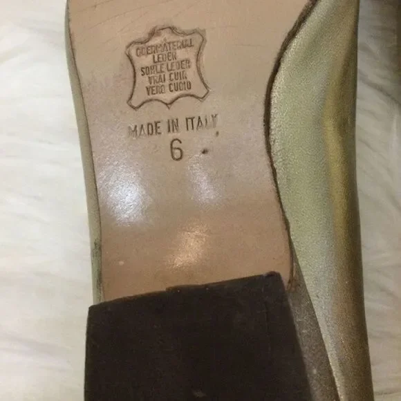 Bruno & Co Metallic Gold Leather Italian Flats Size 6 - Picture 8 of 12